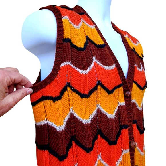 Vintage 70s Hand Knit Vest Retro Orange Chevron Sleeveless Sweater Hippie Boho M - Picture 6 of 11